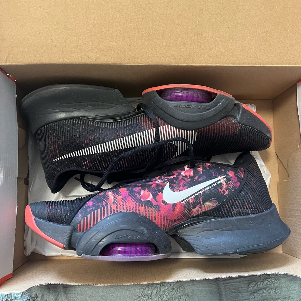 Nike Black and Red Athletic Shoes
